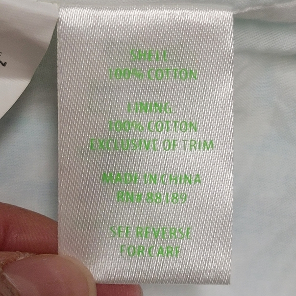 Lilly pulitzer lets Cha Cha Janice Shift Dress. - Picture 10 of 13